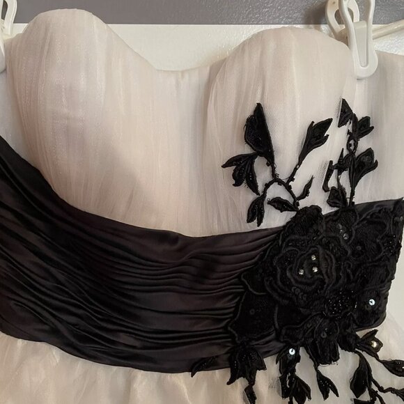 Sherri Hill Black and White Graduation dress - Picture 4 of 7